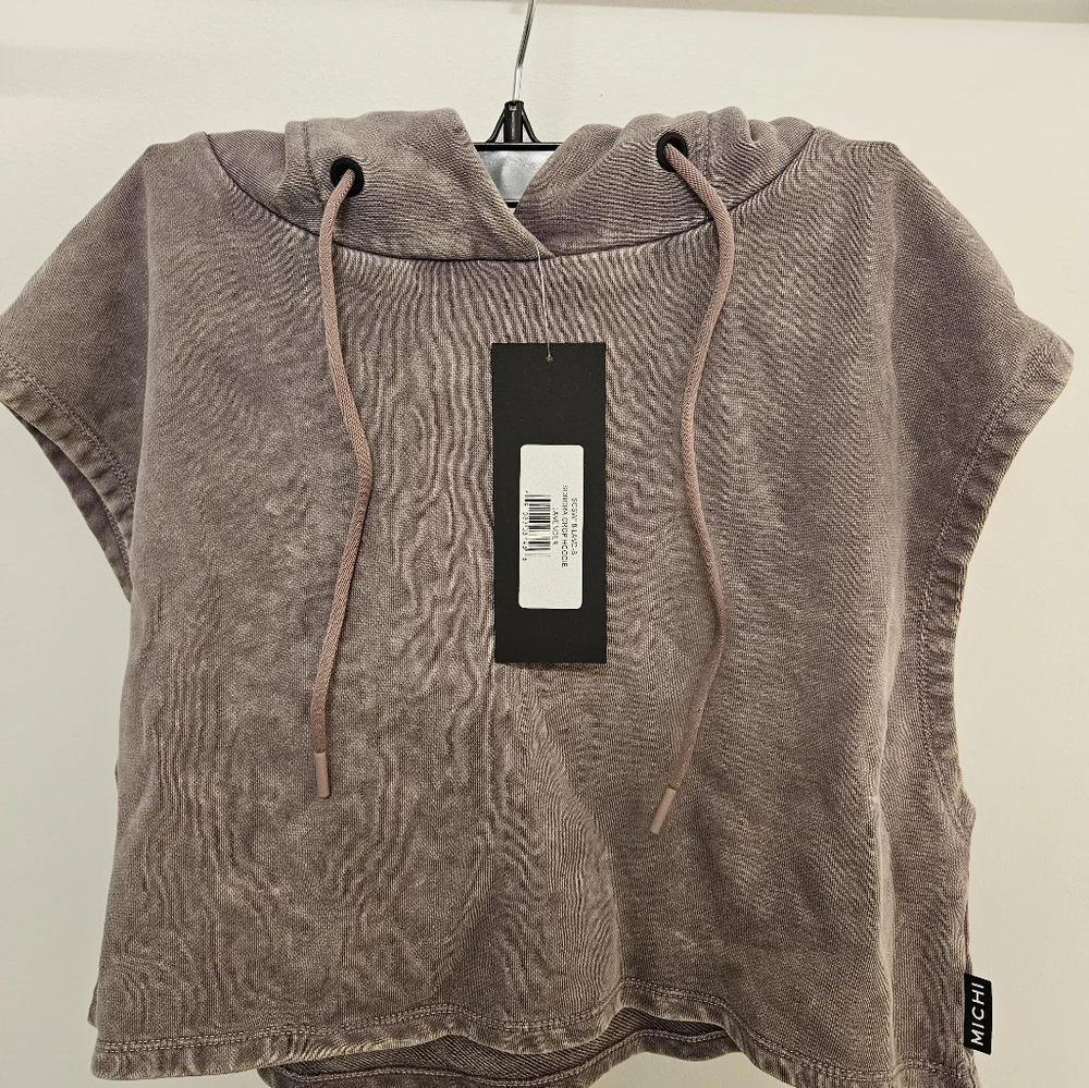Michi Sonora Set - Short and Crop Hoodie - Picture 2 of 3